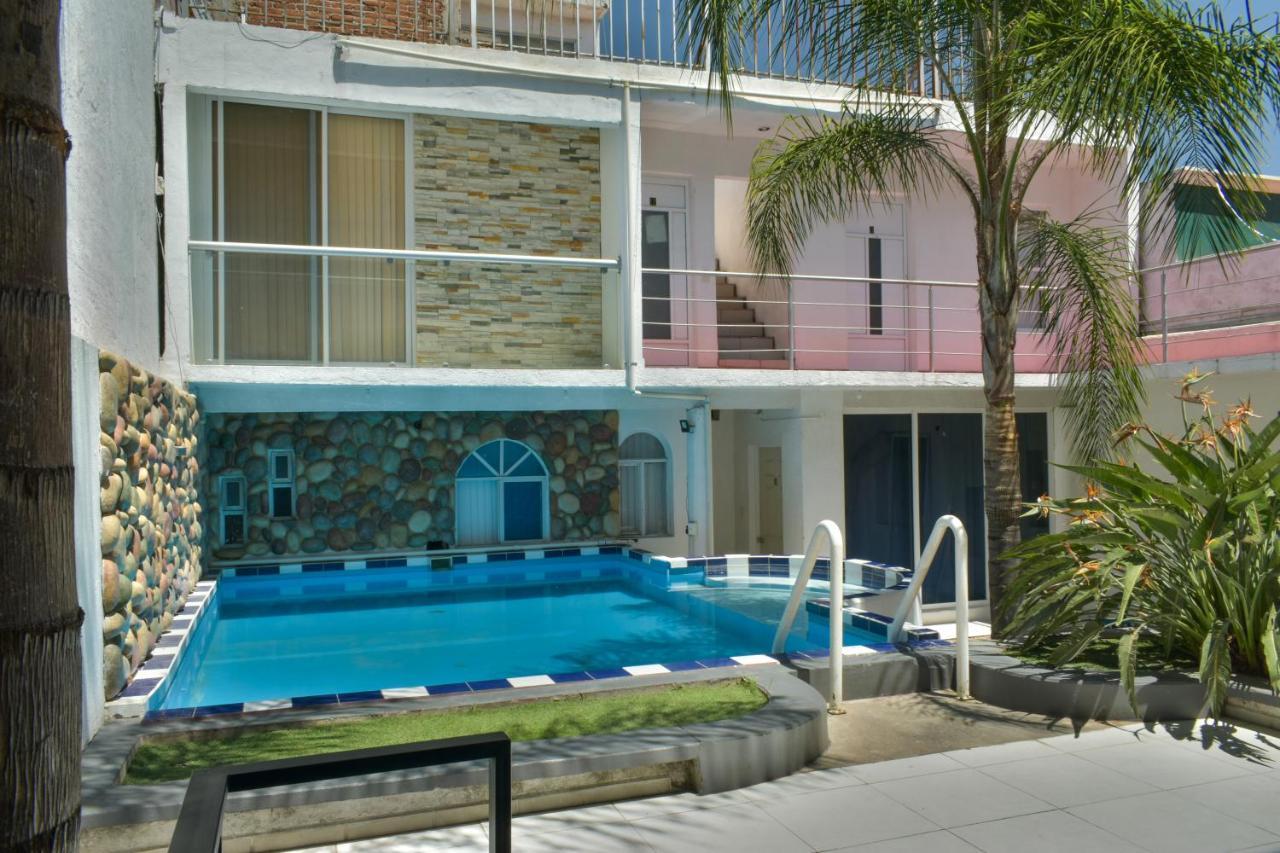 2 Venator House Boutique Apartment Leon Exterior photo